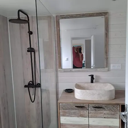 Daire Gruissan Chalet Authentique 50M De La Plage Gruissan